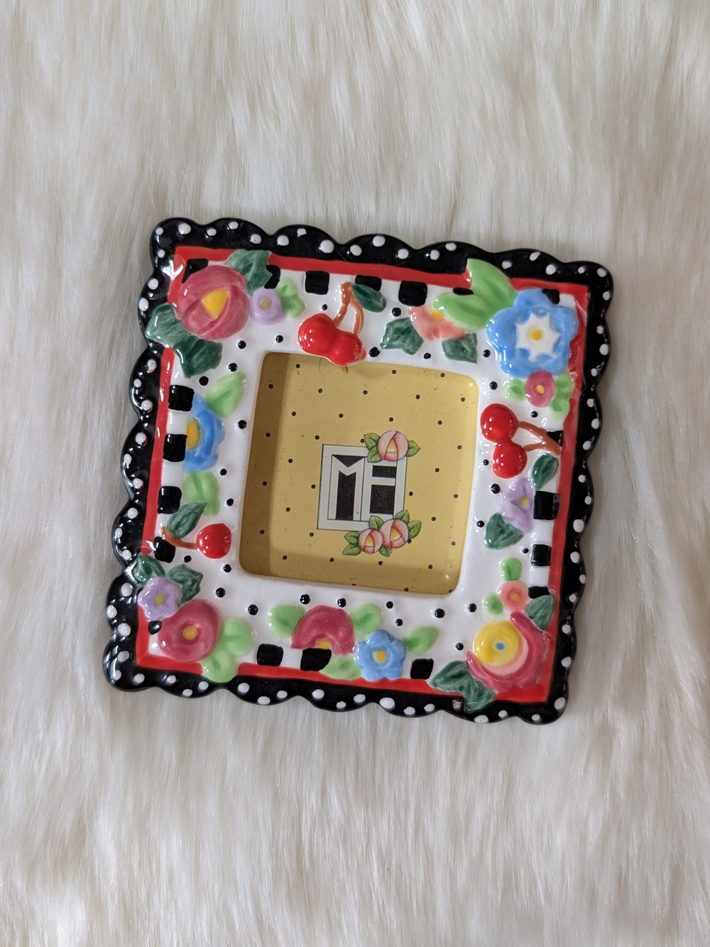 Vintage Mary Engelbreit Ceramic Frame Magnet 🧺 Cottage Core
